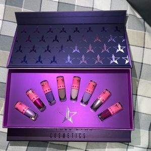 Jeffree Star “QUEEN BITCH”  liquid lipstick bundle